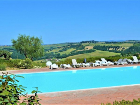 Apartment in medieval village splendid panoramic view shared swimming pool Asciano